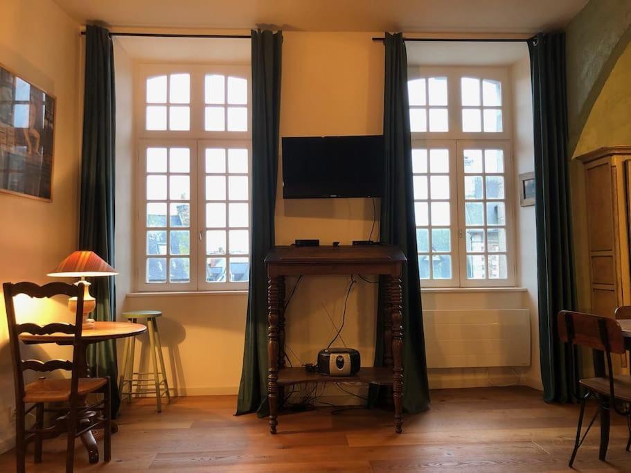 פמפול Appartement Pour 2 Personnes A 50 Metres Du Port מראה חיצוני תמונה